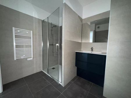 À LOUER T2 AVEC TERRASSE ET VUE MER CANET-EN-ROUSSILLON RÉSIDENCE BLEU D'ANCRE - Photo 5