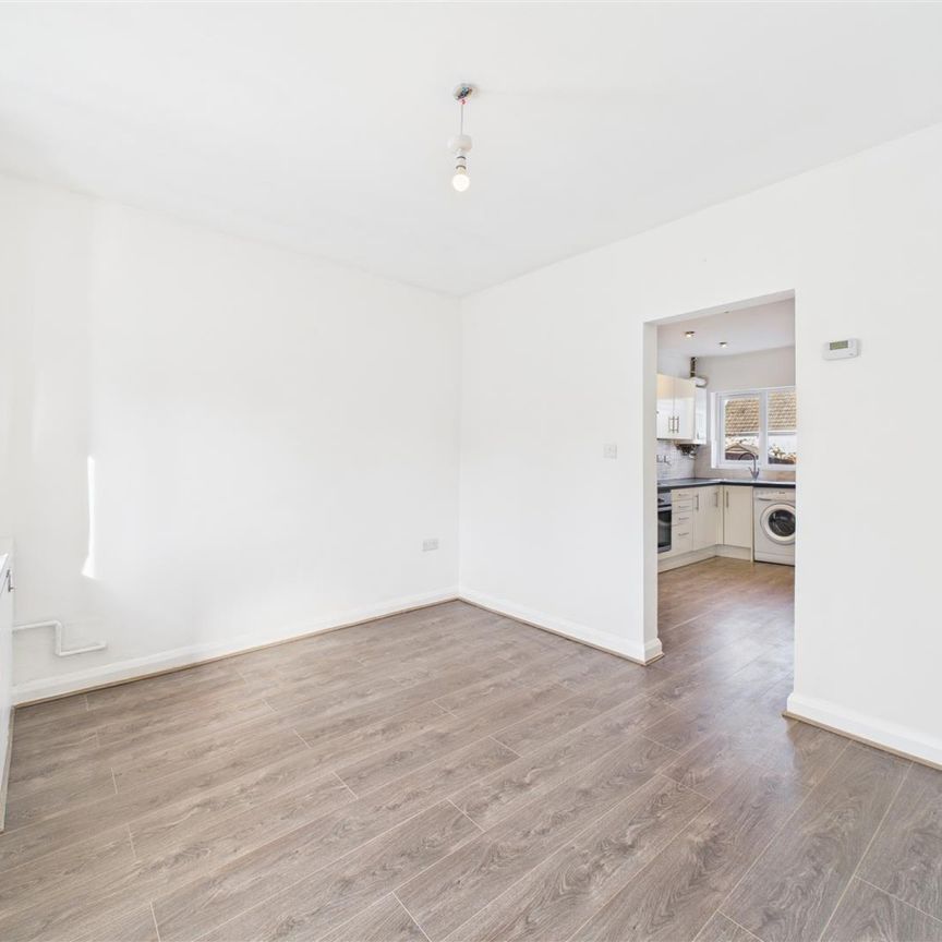 2 bedroom Town house to rent - Photo 1