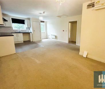 High Street, Crigglestone, Wakefield, WF4 - Photo 2