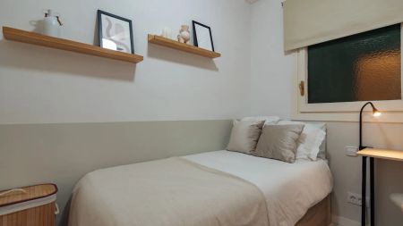 Room for rent in shared apartment in Barcelona - Foto 4