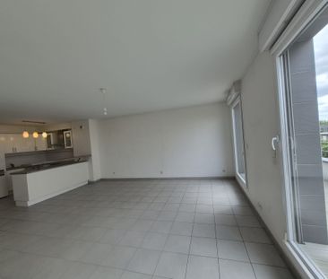 Reims Type 3 avec terrasse Boulevard Pasteur - Photo 4