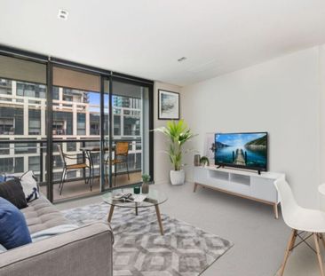 8F/8 Waterside Place, Docklands VIC 3008 - Apartment For Rent | Domain - Photo 1