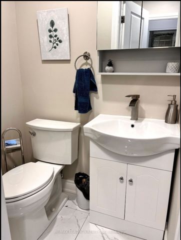 For Lease - 1985 Danforth Avenue Unit# APT A - ROOM 2, Toronto, Ontario - Photo 5