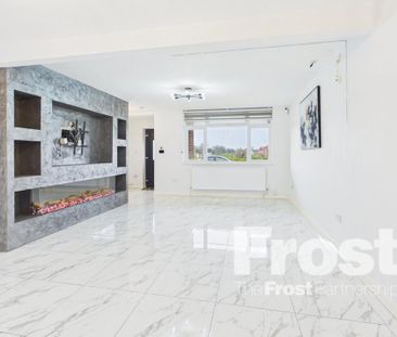 3 bedroom terraced house to rent - Photo 2