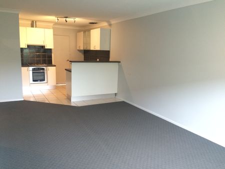 Two Bedroom Unit In East Albury - Photo 3