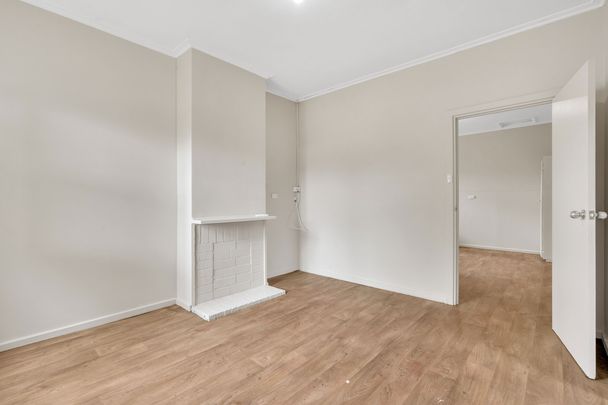 6 Wexcombe Street, Elizabeth Vale SA 5112 - Photo 1