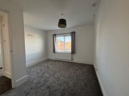 3 bedroom detached house to rent - Photo 2