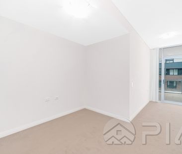 Fantastic One Bedroom + Enclosed Study Unit on first floor - Photo 5