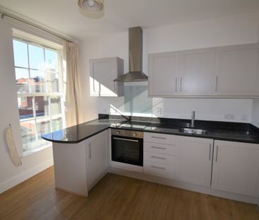 1 bedroom Apartment - STONEHILLS, WELWYN GARDEN CITY. - Photo 6