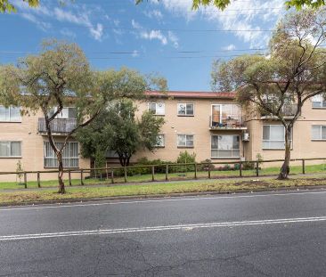 4/67 Monash Street, Sunshine VIC 3020 - Photo 3