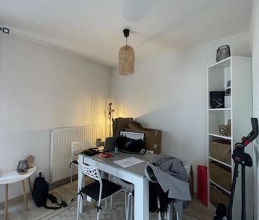 Location Appartement 2 pièces 49m² ISNEAUVILLE 76230 - Photo 3