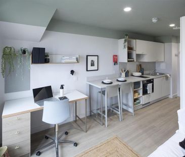 Studio to rent - Photo 6