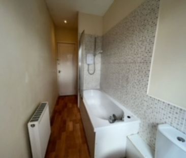 2 Bedroom Property To Rent - Photo 4
