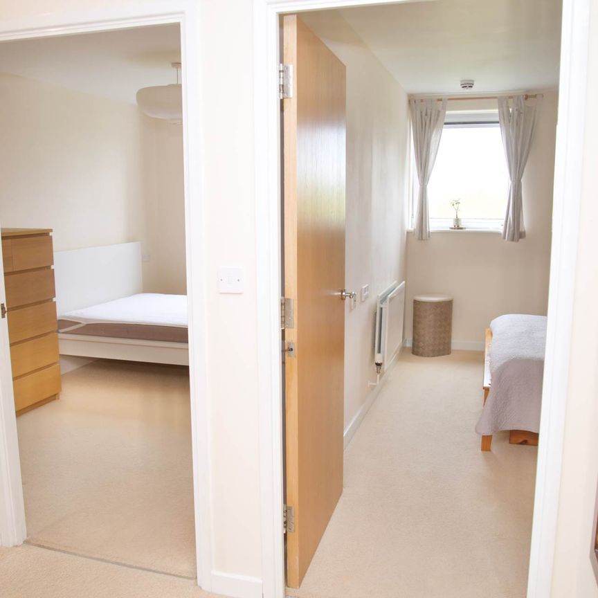 Price £1,799 pcm - Available 19/07/2025 - Furnished / Unfurnished - Photo 1