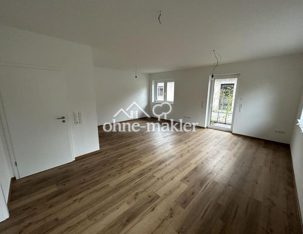 Einfamilienwohnhaus mit Carport KfW 40ee mit Photovoltaik - Foto 1