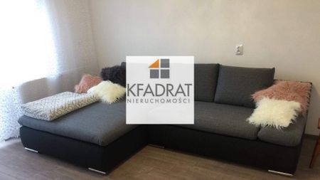 Duża, ładna kawalerka z balkonem - Zdjęcie 5