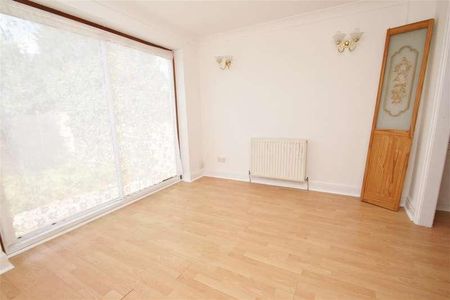 South Hayes, UB3 - Photo 4