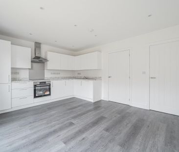 3 bedroom terraced house to rent - Photo 5