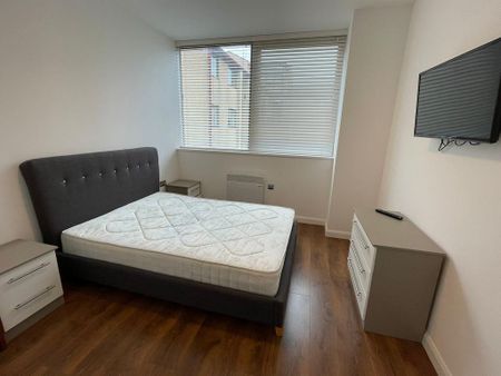 2 bedroom flat to rent - Photo 4