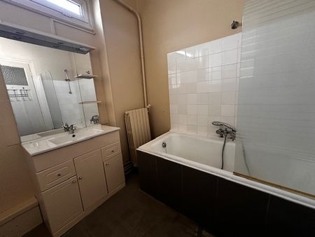 Location Appartement 2 pièces 52m² TULLE 19000 - Photo 5