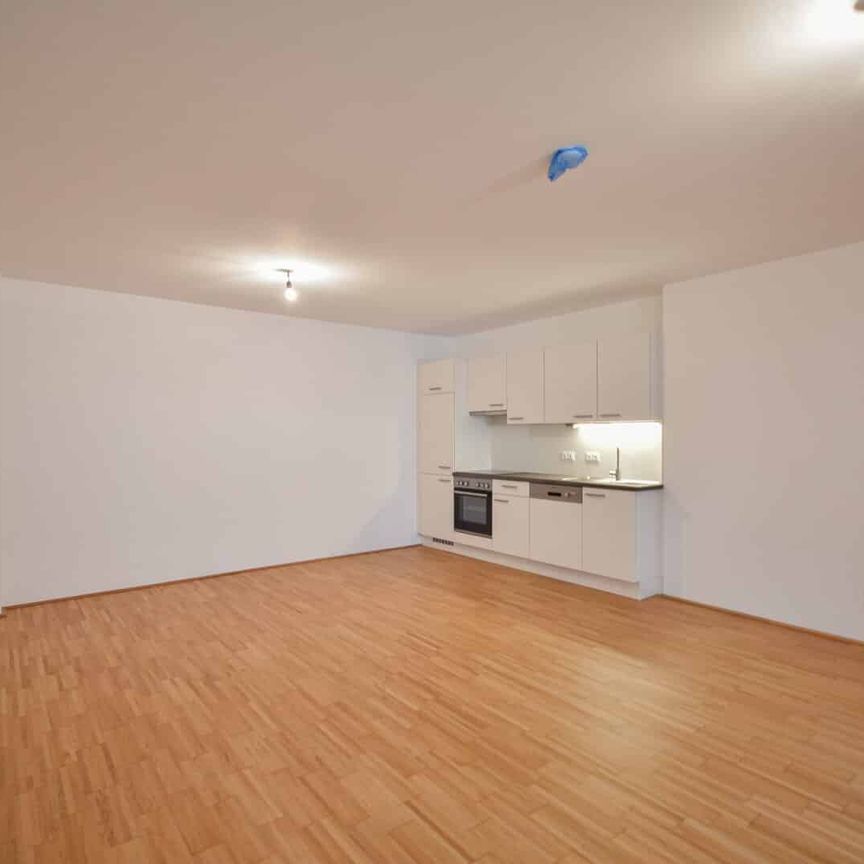 Ruhelage: wunderschöne 3-Zimmer-Wohnung mit Loggia - Photo 1