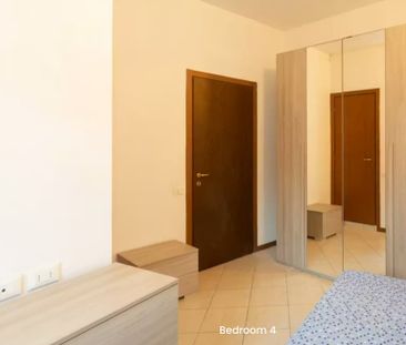 Via Umberto Fogagnolo, Sesto San Giovanni, Lombardy 20099 - Photo 2