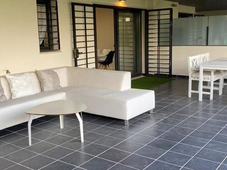 2 bedroom luxury Flat for rent in Benahavís, Andalusia - Photo 4