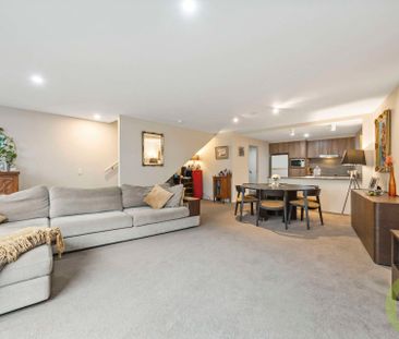 One of Southport's Largest Apartments | Private Courtyard Living & ... - Photo 4