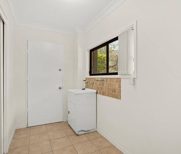 Walk to the Beach - Flexible Family Living in the Heart of Old Bar - Photo 1