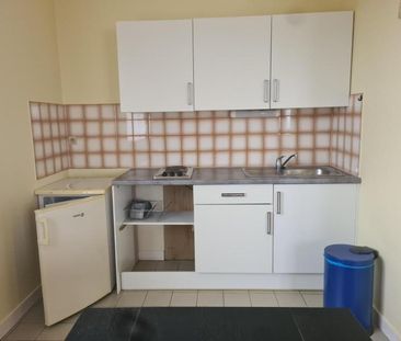 Location Appartement 1 pièce 36m² ST LAMBERT LA POTHERIE 49070 - Photo 3