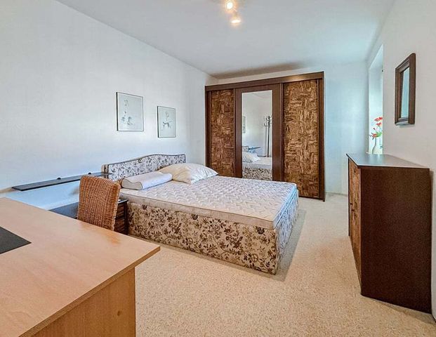 Gepflegte 2-Zimmer-Wohnung mit kompletter Möblierung – sofort bezugsfertig - Photo 1