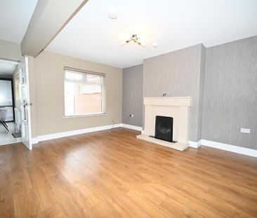 60 The Green, Dunmurry, Belfast, BT17 0QA - Photo 1