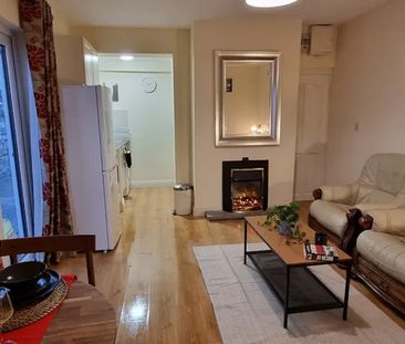 Saint Joseph's Avenue, Dublin - Photo 1