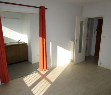 Location Appartement 1 pièce 23m² RENNES 35700 - Photo 1
