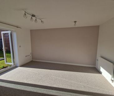 2 Bed Semi-Detached House, Chalfont Drive, NG8 - Photo 3