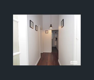 2/48 King Street, Ararat, Vic 3377 - Photo 1