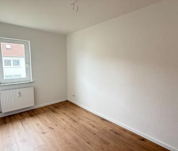 HELLE 3 ZIMMER-WOHNUNG - Ruhig, praktisch gelegen & gute Raumauftei... - Foto 1