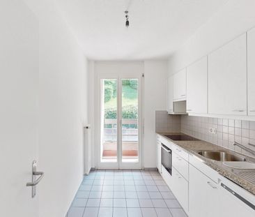 A due passi dalla città: Appartamento di 2.5 locali immerso nel verde - Foto 5