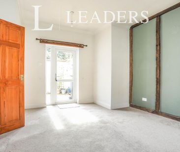 2 bedroom semi-detached house to rent - Photo 2