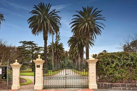 SUBLIME STUDIO! - Photo 4