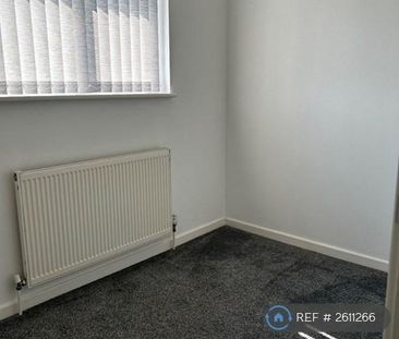 2 bedroom semi-detached house to rent - Photo 2