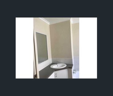 3 BEDROOM DUPLEX CLOSE TO TOWN!! - Photo 1