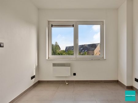 Appartement met 2 kamers en staanplaats - Photo 5