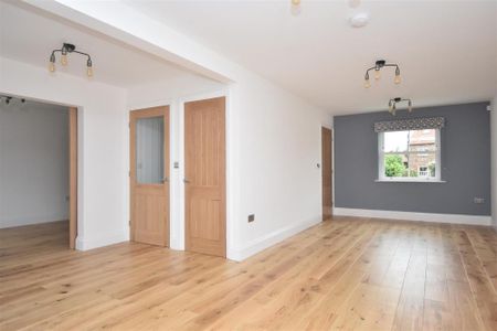 Main Street, Newton On Derwent, York - Photo 2