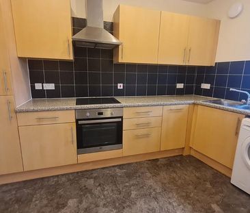 2 bedroom flat to rent - Photo 5