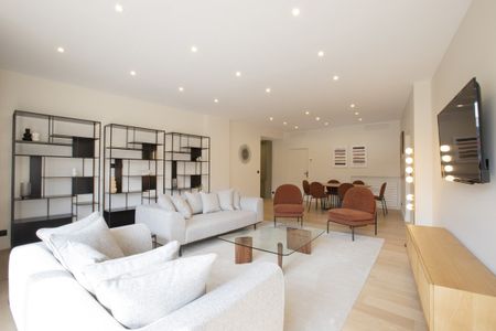 Tout savoir sur cet appartement dans le quartier Porte Dauphine, à Paris 16ème - Photo 5