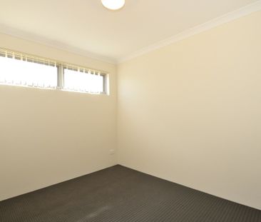 21 Benalla Way - Photo 2