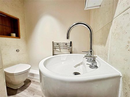 1 bedroom apartment to rent - Photo 4