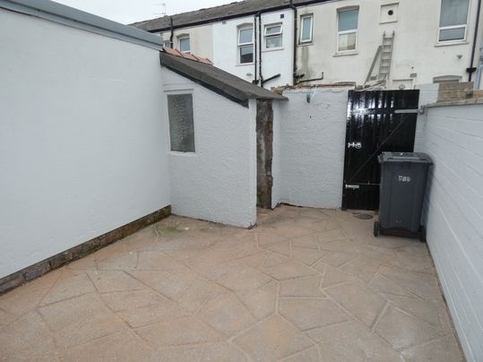 Freckleton Street - Photo 1