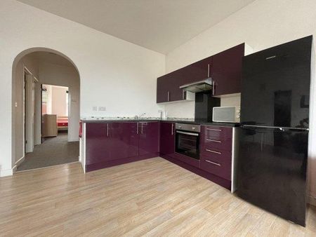 2 bedroom flat to rent - Photo 5
